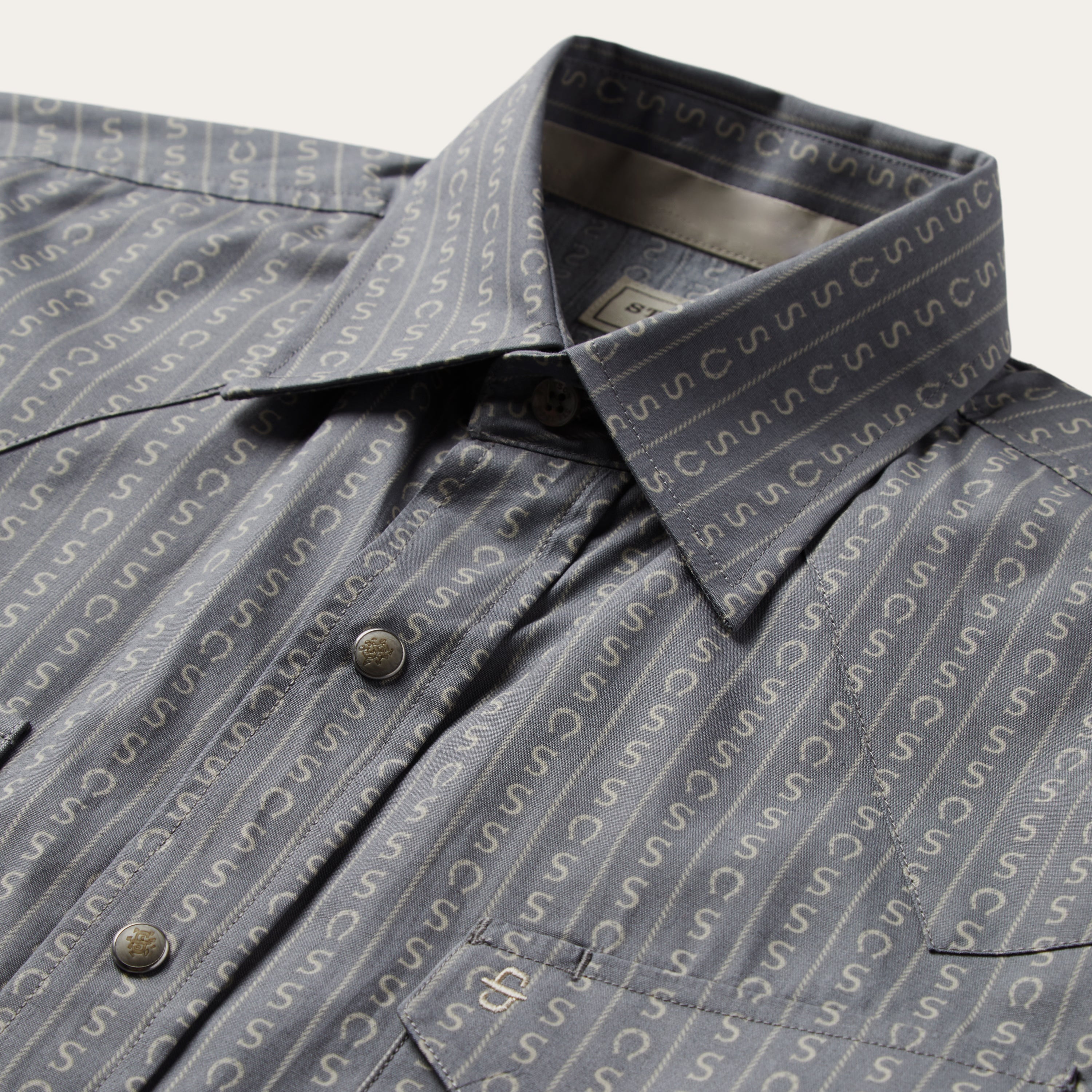 Horseshoe Stripe Print Shirt - Image 3